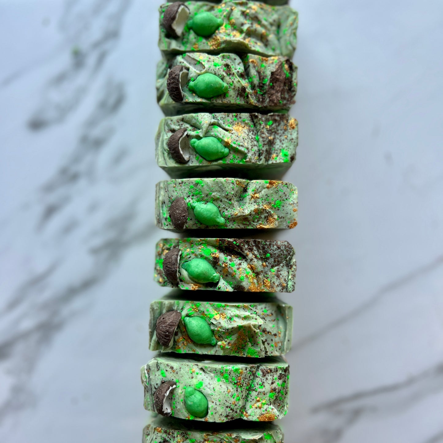 LIME IN THE COCONUT- LIME PINEAPPLE SANDALWOOD
