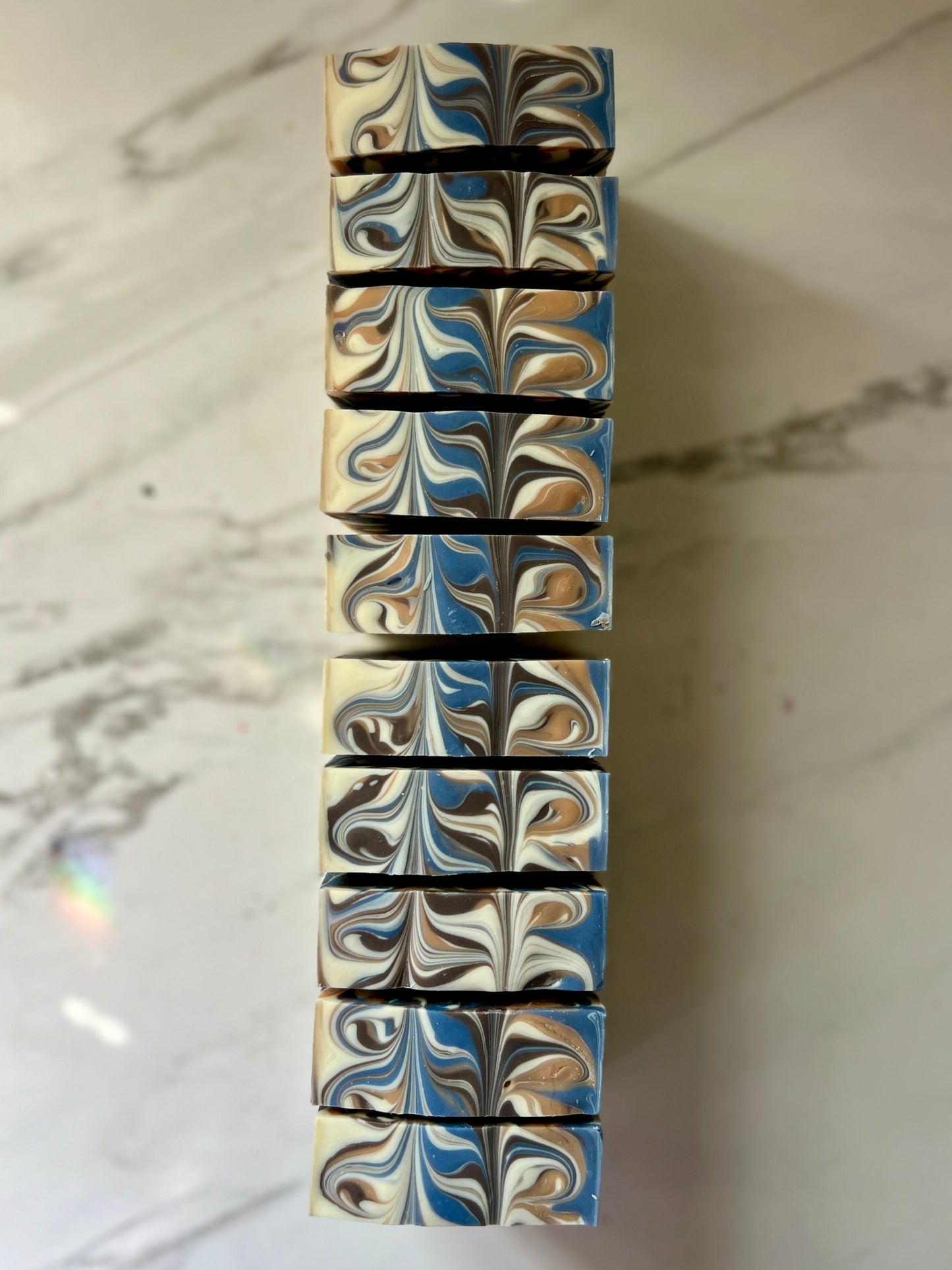 SOPHISTICATION AND CLASS- BOURBON BERGAMOT LEATHER