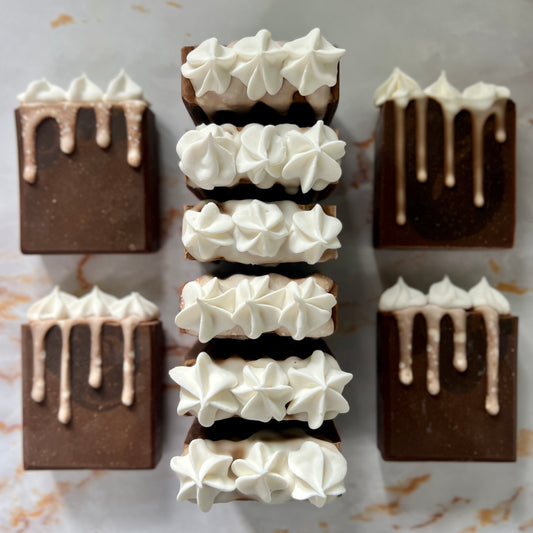 PUMPKIN PIE- PUMPKIN CINNAMON BUTTERCREAM